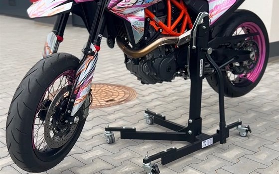 Gebrauchtmotorrad KTM 690 SMC R - Bild 4