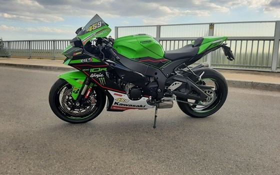 Gebrauchtmotorrad Kawasaki Ninja ZX-10R - Bild 1
