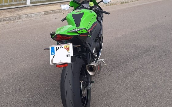 Gebrauchtmotorrad Kawasaki Ninja ZX-10R - Bild 4