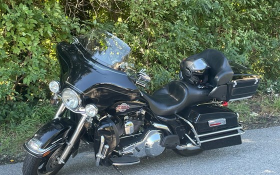 Gebrauchtmotorrad Harley-Davidson Electra Glide Ultra Classic FLHTCU - Bild 1