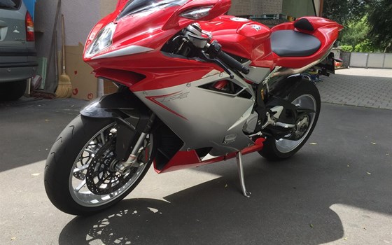 Gebrauchtmotorrad MV Agusta F4 1000 - Bild 2