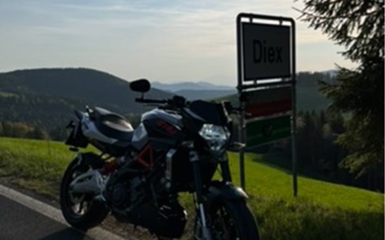 Gebrauchtmotorrad Aprilia Shiver 750 - Bild 5