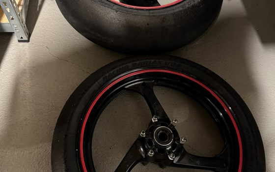 Gebrauchtmotorrad Honda CBR1000RR Fireblade - Bild 11