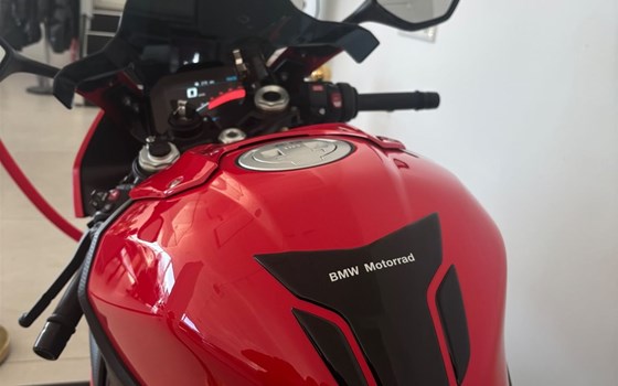 Gebrauchtmotorrad BMW S 1000 RR - Bild 5