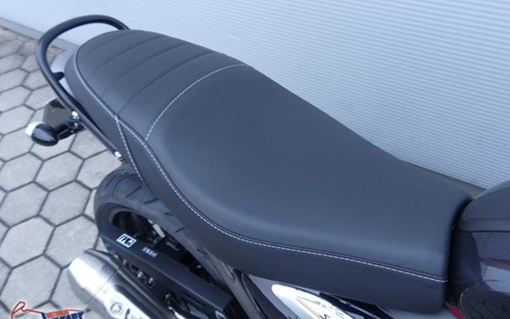 Gebrauchtmotorrad Triumph Speed 400 - Bild 4