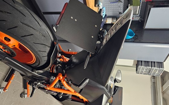 Gebrauchtmotorrad KTM 1190 RC8 R - Bild 10