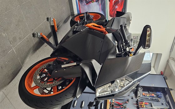 Gebrauchtmotorrad KTM 1190 RC8 R - Bild 12