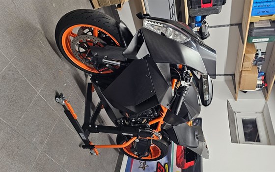 Gebrauchtmotorrad KTM 1190 RC8 R - Bild 9