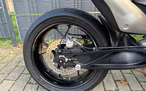 Gebrauchtmotorrad KTM 790 Duke - Bild 11