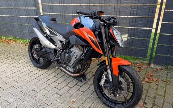 Gebrauchtmotorrad KTM 790 Duke - Bild 8