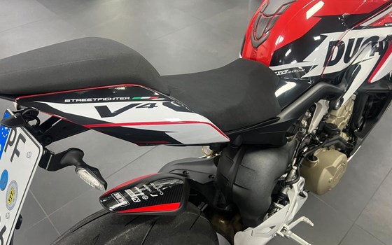 Gebrauchtmotorrad Ducati Streetfighter V4 - Bild 10