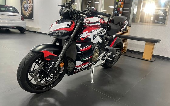 Gebrauchtmotorrad Ducati Streetfighter V4 - Bild 4