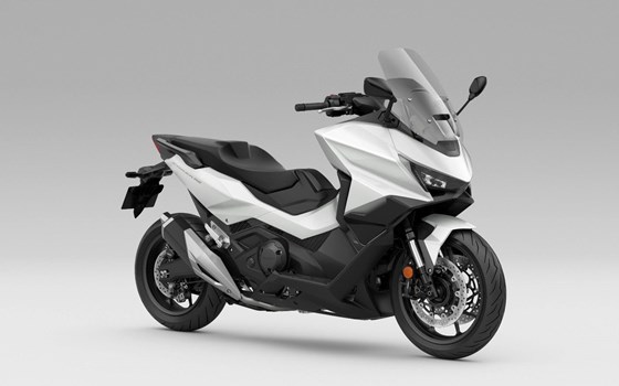 Neufahrzeug Honda Forza 750 - Bild 6