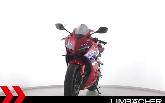 Gebrauchtmotorrad Honda CBR650R E-Clutch - Bild 3