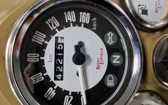 Gebrauchtmotorrad Royal Enfield Classic 500 EFI Desert Storm - Bild 6