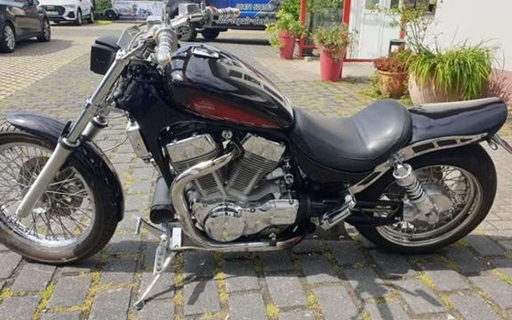 Gebrauchtmotorrad Suzuki VS 1400 GLP Intruder - Bild 1