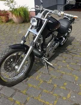 Gebrauchtmotorrad Suzuki VS 1400 GLP Intruder - Bild 3