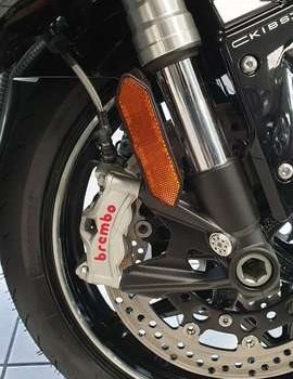 Gebrauchtmotorrad Kawasaki Ninja H2 SX SE - Bild 6