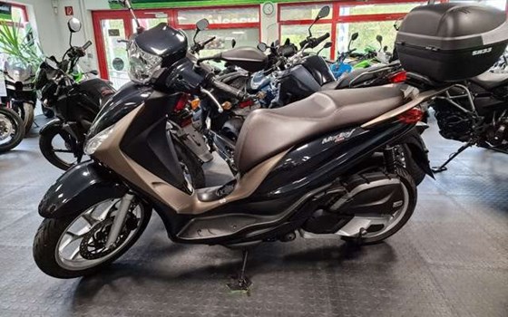 Gebrauchtmotorrad Piaggio Medley 125 - Bild 2