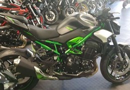 Neumotorrad Kawasaki Z900