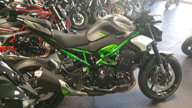 Kawasaki Z900<br />alle Farben