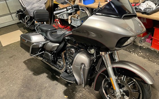 Gebrauchtmotorrad Harley-Davidson Road Glide Ultra - Bild 3