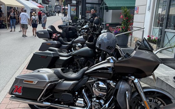 Gebrauchtmotorrad Harley-Davidson Road Glide Ultra - Bild 8