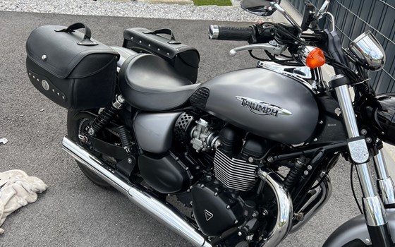 Gebrauchtmotorrad Triumph Speedmaster - Bild 2