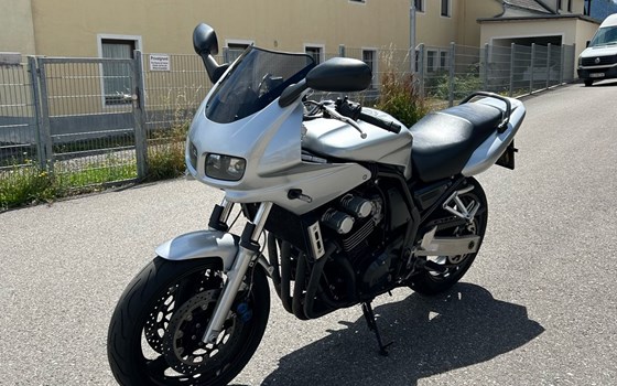 Gebrauchtmotorrad Yamaha FZS 600 Fazer - Bild 6