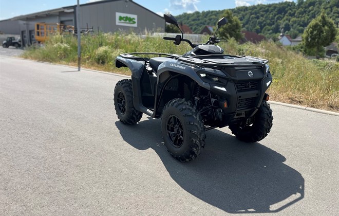 Can-Am OUTLANDER DPS 700 T