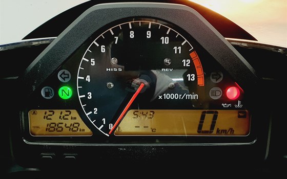 Gebrauchtmotorrad Honda CBR1000RR Fireblade - Bild 9