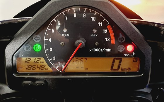 Gebrauchtmotorrad Honda CBR1000RR Fireblade - Bild 9