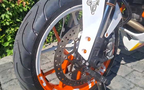 Gebrauchtmotorrad KTM 690 Duke R - Bild 12