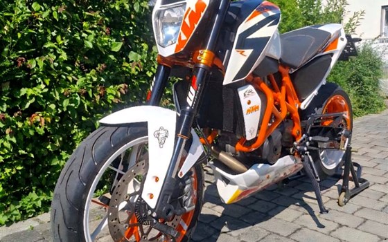 Gebrauchtmotorrad KTM 690 Duke R - Bild 13