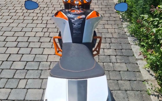 Gebrauchtmotorrad KTM 690 Duke R - Bild 7