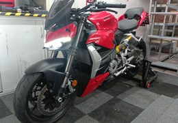 Gebrauchte Ducati Streetfighter V2