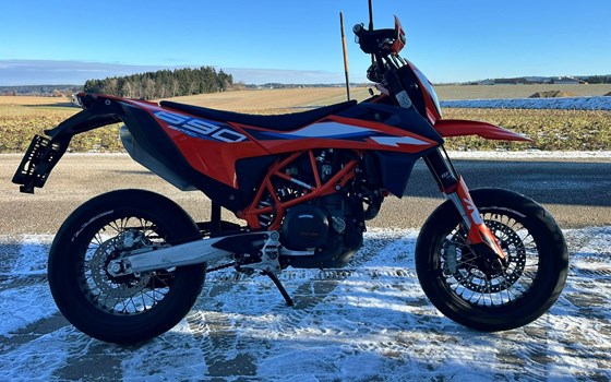 Gebrauchtmotorrad KTM 690 SMC R - Bild 1