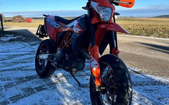 Gebrauchtmotorrad KTM 690 SMC R - Bild 2