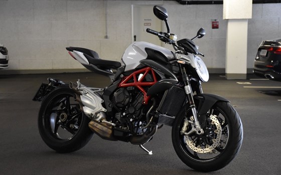 Gebrauchtmotorrad MV Agusta Brutale 800 - Bild 1