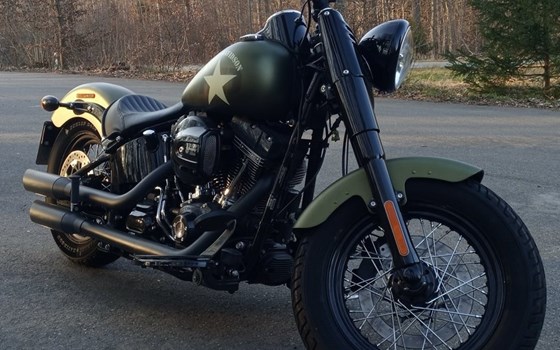 Gebrauchtmotorrad Harley-Davidson Softail Slim S - Bild 2