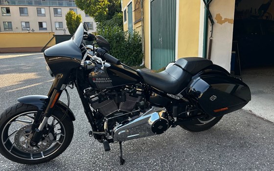 Gebrauchtmotorrad Harley-Davidson Softail Sport Glide FLSB - Bild 10