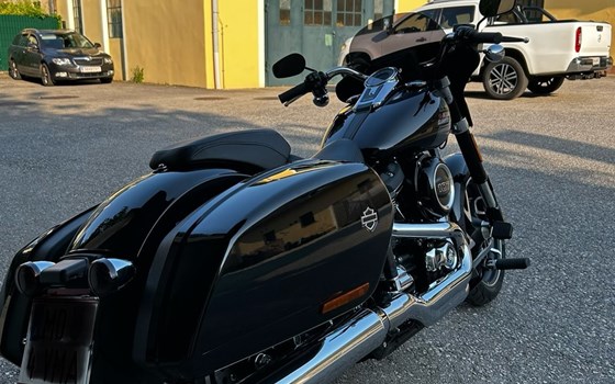 Gebrauchtmotorrad Harley-Davidson Softail Sport Glide FLSB - Bild 5