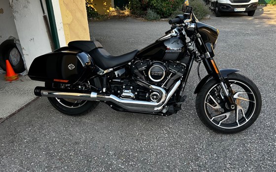 Gebrauchtmotorrad Harley-Davidson Softail Sport Glide FLSB - Bild 7