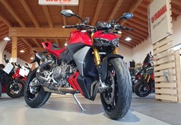 Neumotorrad Ducati Streetfighter V2 S
