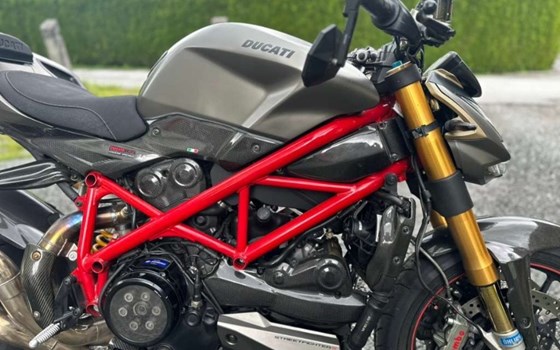 Gebrauchtmotorrad Ducati Streetfighter S - Bild 10