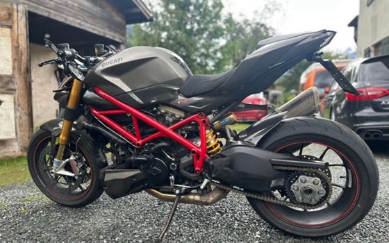 Gebrauchtmotorrad Ducati Streetfighter S - Bild 2