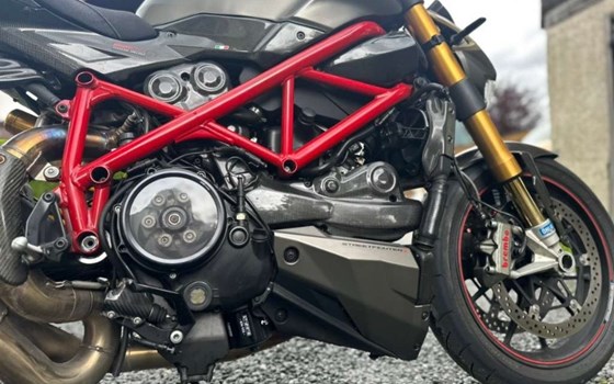 Gebrauchtmotorrad Ducati Streetfighter S - Bild 9