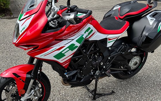 Gebrauchtmotorrad MV Agusta Turismo Veloce 800 - Bild 1