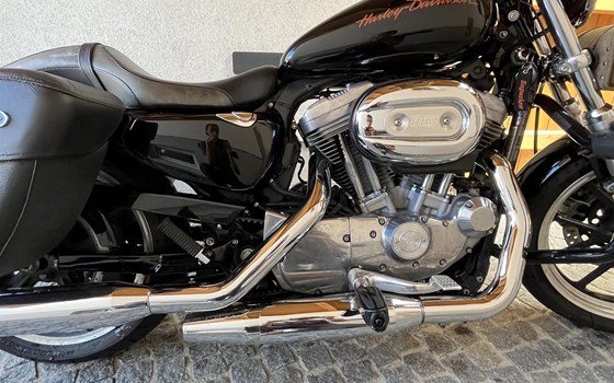 Gebrauchtmotorrad Harley-Davidson Sportster XL 883 N Iron - Bild 11