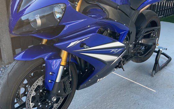 Gebrauchtmotorrad Yamaha YZF-R1SP - Bild 4